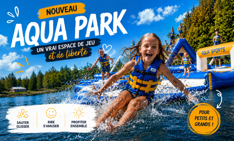 Aquapark sur l'étang privé du camping en été